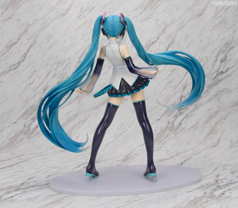 hatsune miku v3 figure