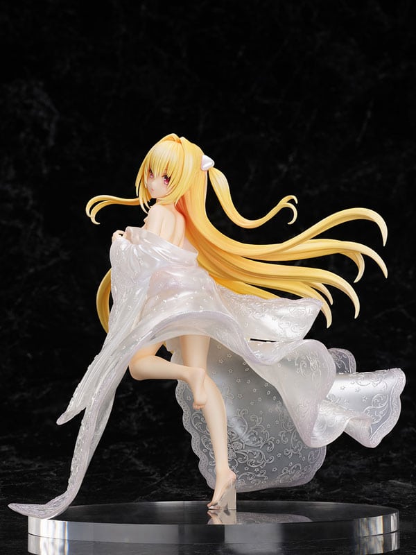 To Love-Ru Darkness – Golden Darkness Shiromuku Ver. 1/7 Scale Figure