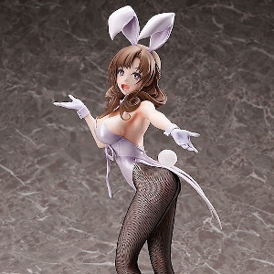 Do You Love Your Mom and Her Two-Hit Multi-Target Attacks? - Mamako Oosuki Bunny Ver. 1/4 Scale Figure