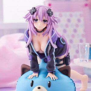 Hyperdimension Neptunia - Dimensional Traveler Neptune Waking Up Ver. 1/8 Scale Figure