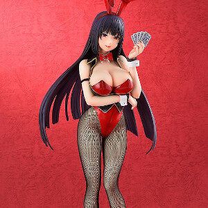 Gambling beauty Yumeko in sexy red bunny outfit