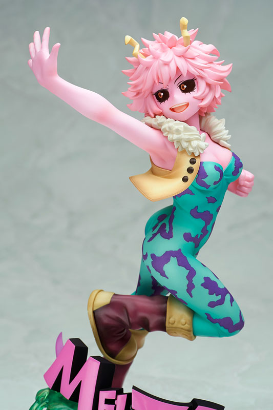 mina ashido suit